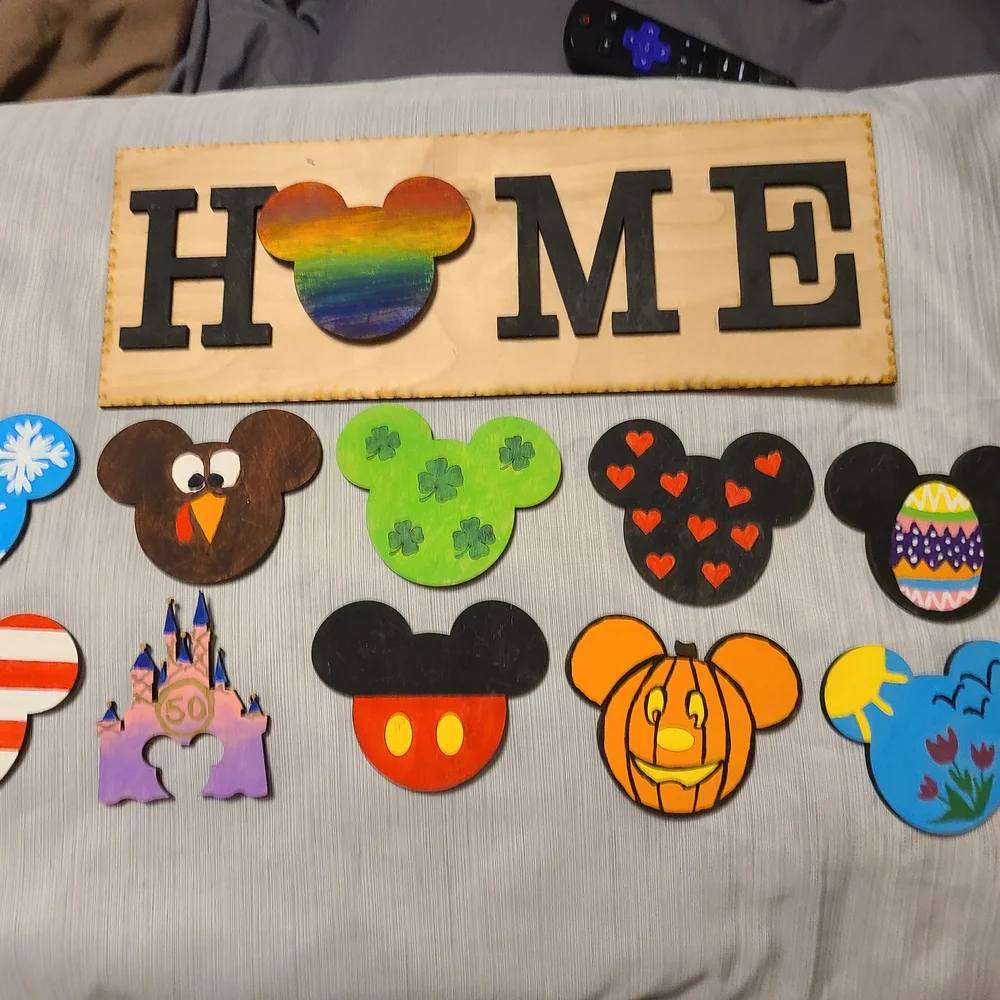 Disney Home Accents Decor with Mickey Mouse Theme - Picture 11 of 11